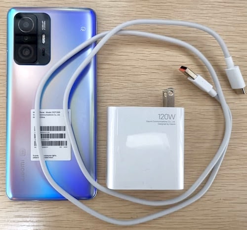 Xiaomi 11T Proの充電器