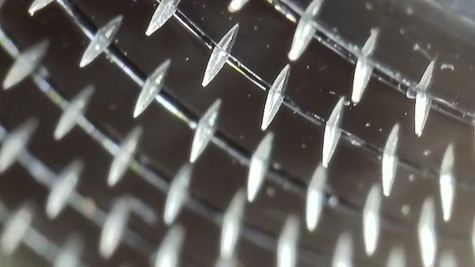 0.5mmのダーマローラーの針の拡大写真