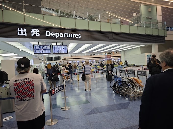 羽田空港の出発ゲート