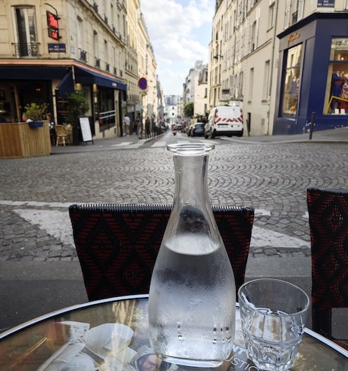 パリのフランス料理店