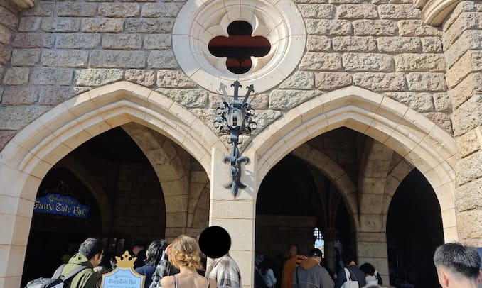 東京ディズニーランドのシンデレラ城の通信速度計測