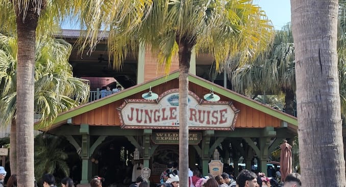 東京ディズニーランドのジャングルクルーズの通信速度計測