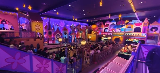 東京ディズニーランドのイッツ・ア・スモールワールドの通信速度