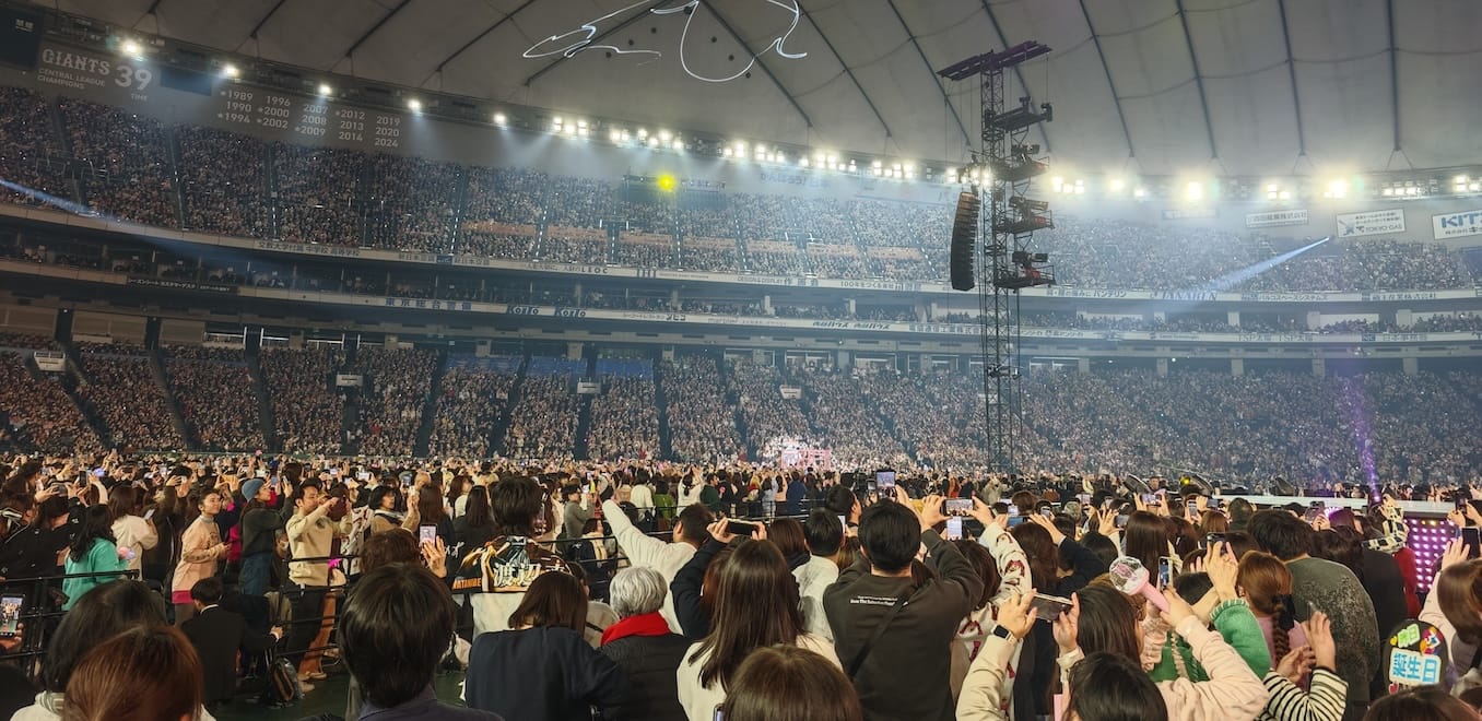東京ドームの全体の混雑具合