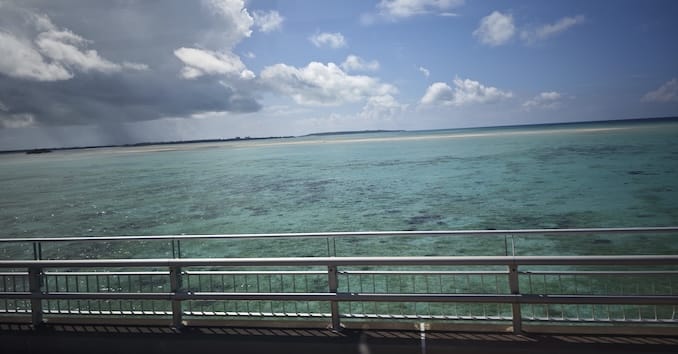 伊良部大橋からの景色